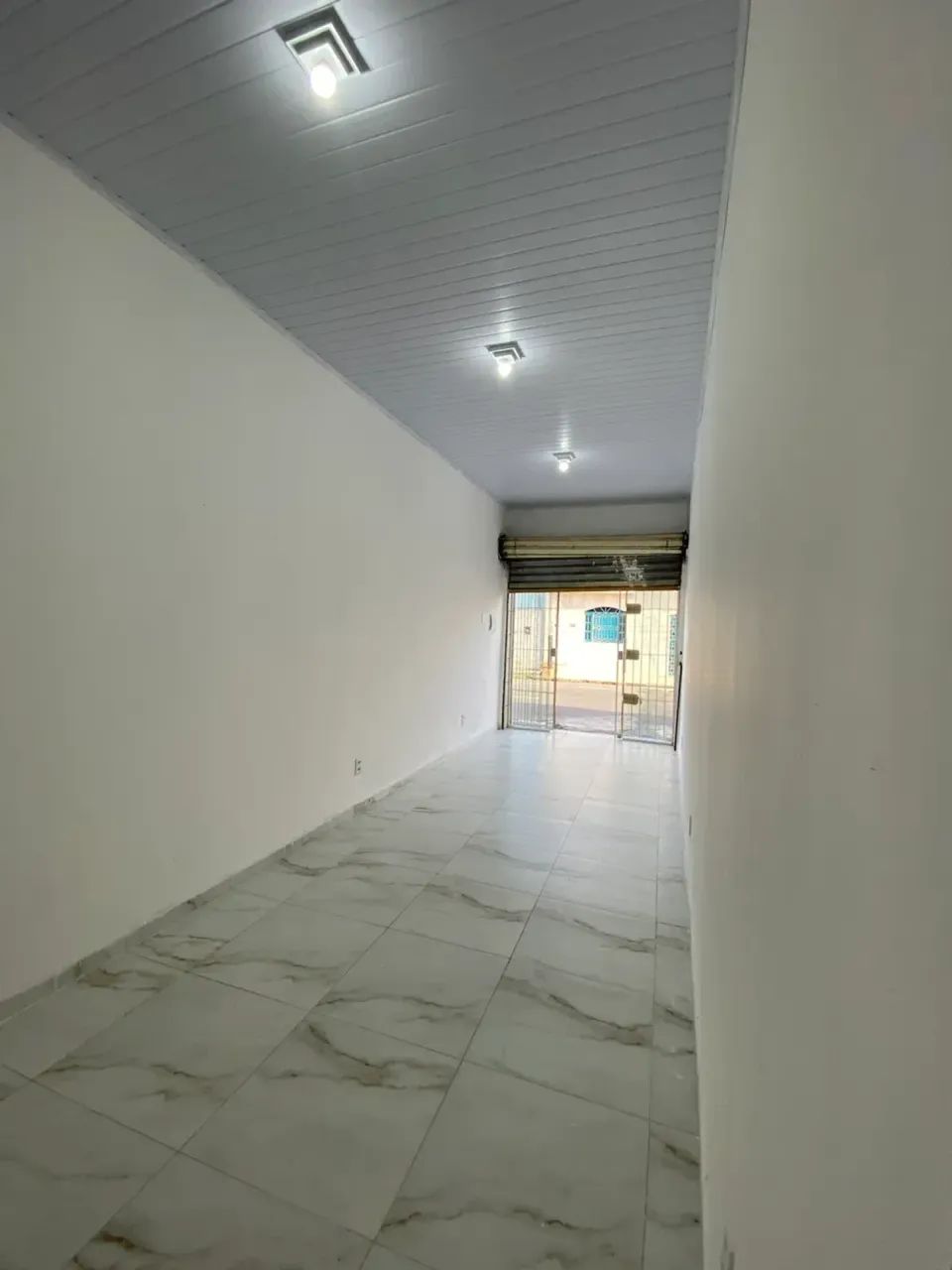 Alugo 2 pontos comercial, no bairro da Ponta Grossa na principal da Rua formosa - Foto 5