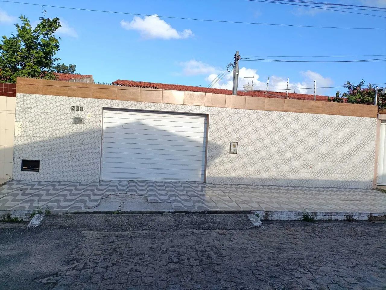 Casa a venda na Aruana (Brisa Mar) (ref: 1403) [8880]