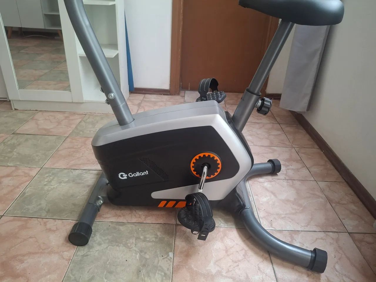 Vendo bicicleta ergométrica - Foto 2