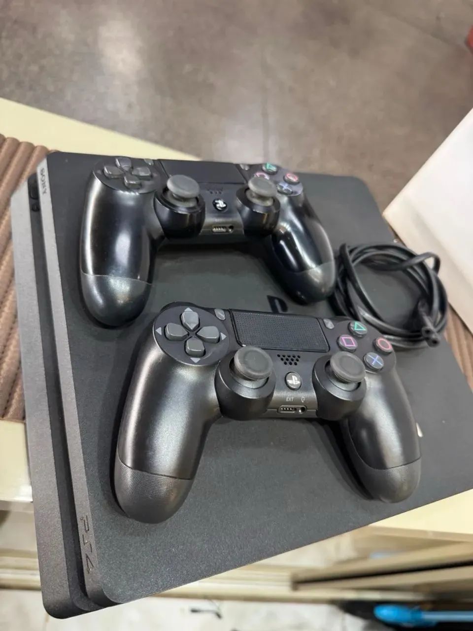 PS4 1TB