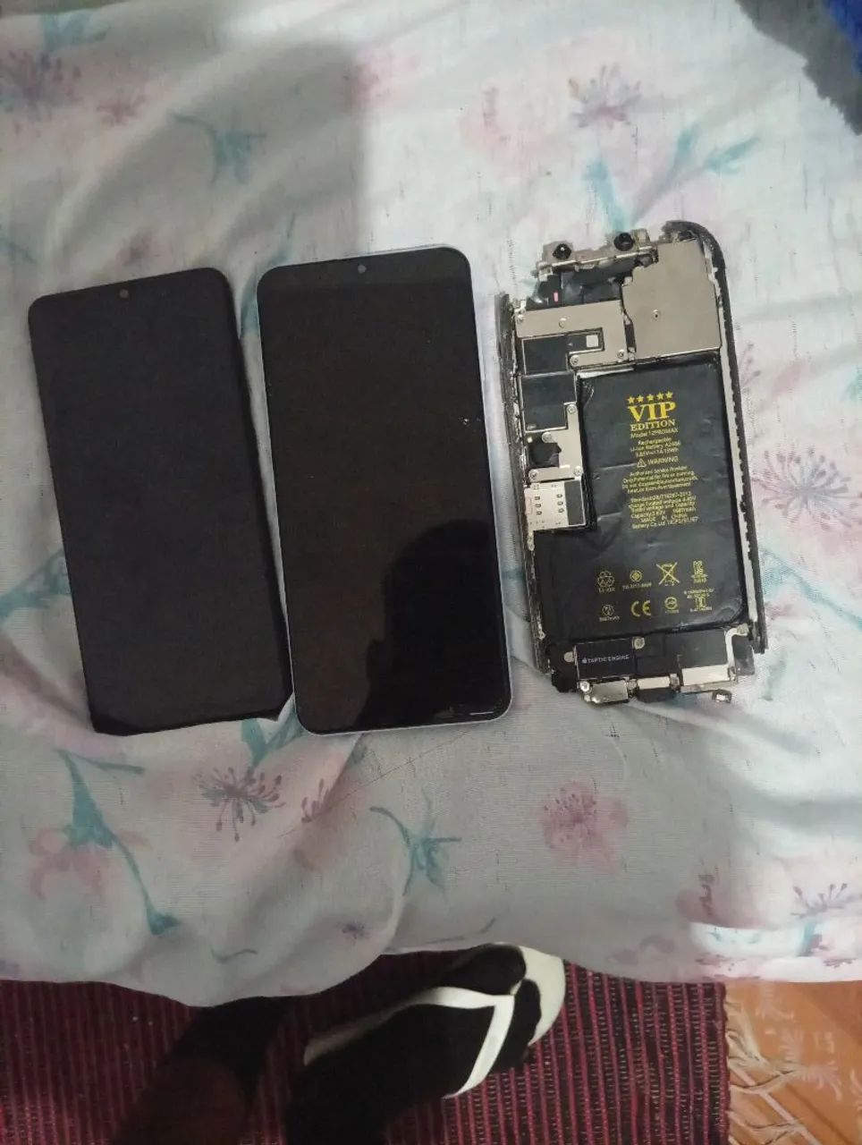 3 celulares sem funcionar, iPhone 13 pro Max, Samsung a31 e Samsung a13  - Foto 2