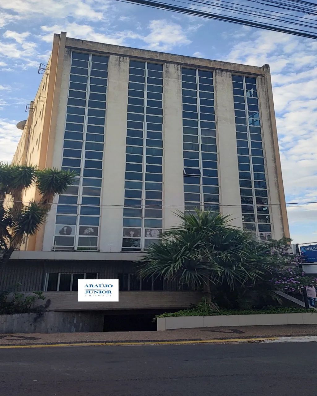 Sala Comercial com 1 Banheiro para Alugar, 63,65 M² por R$ 2.900,00/Mês no Centro de Ameri - Foto 5