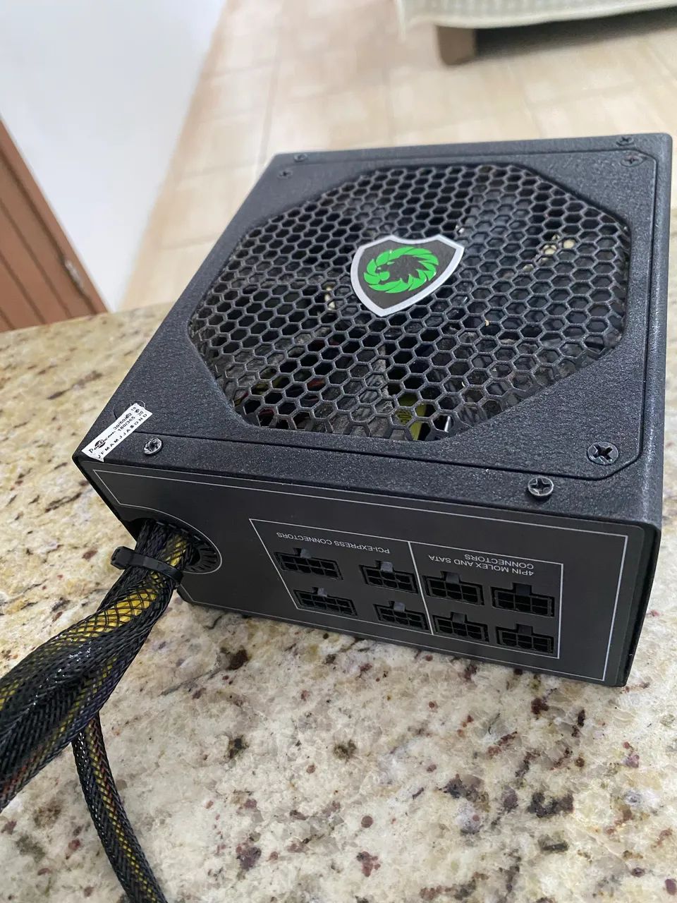 Fonte Gamer Gamemax 600w 80 plus - Foto 3