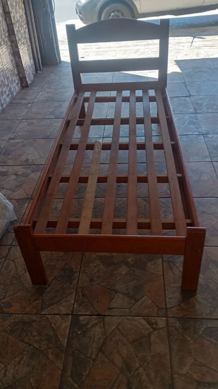 Cama de madeira - Foto 2