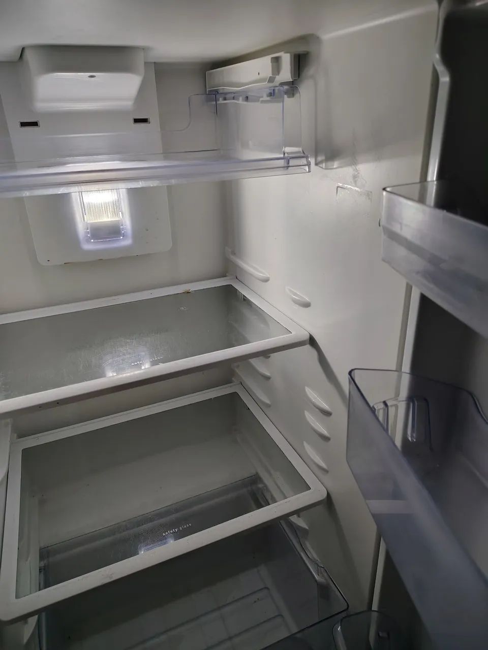 Vendo geladeira Eletrolux  - Foto 2