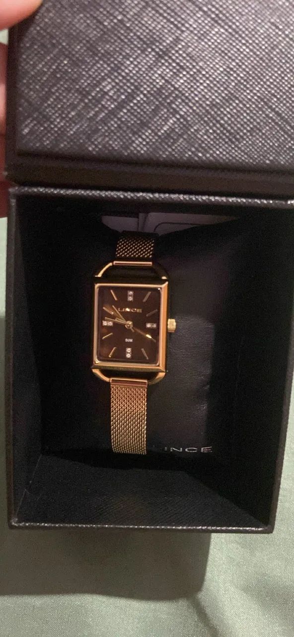 Relógio feminino Lince retangular Dourado