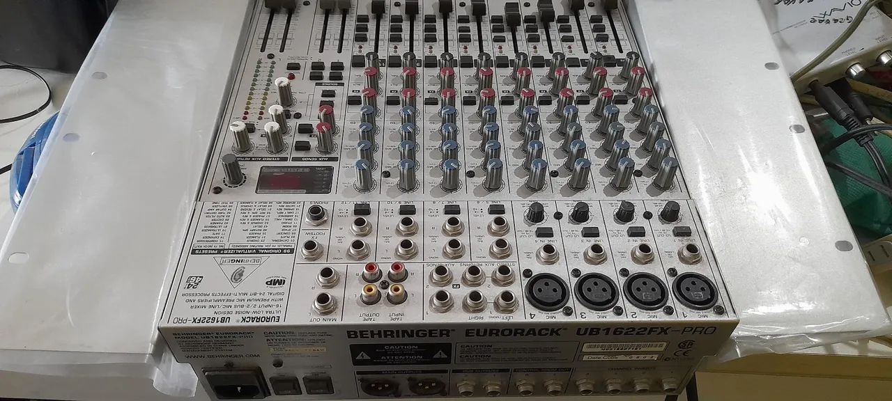 Mesa de som Behringer Eurorack - Foto 5