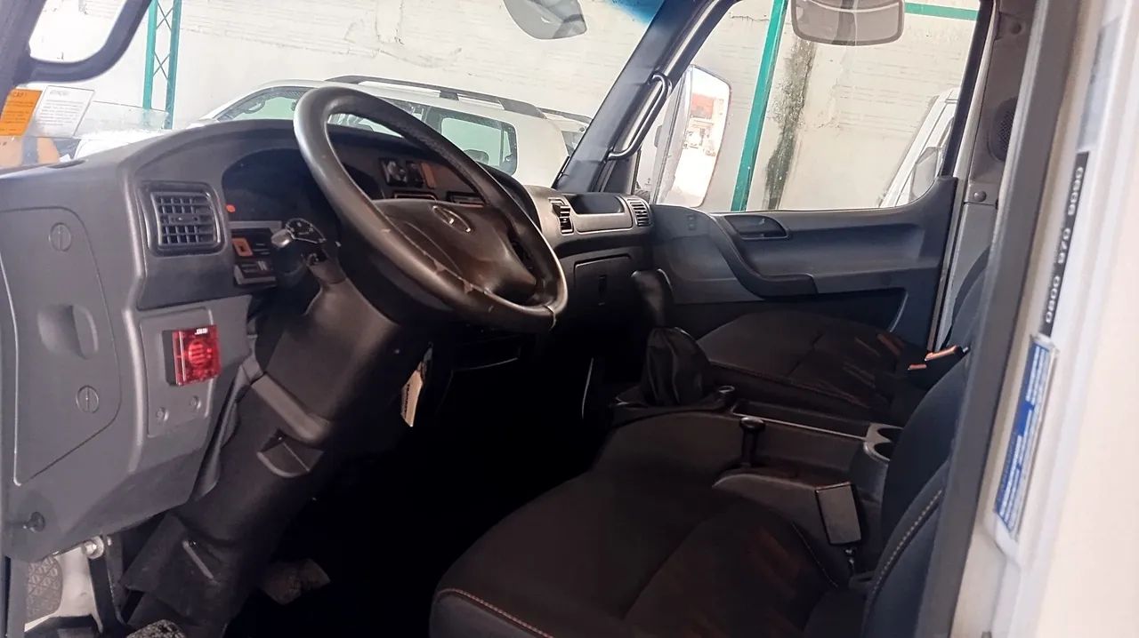 Mercedes Accelo 815 2022 - Foto 4