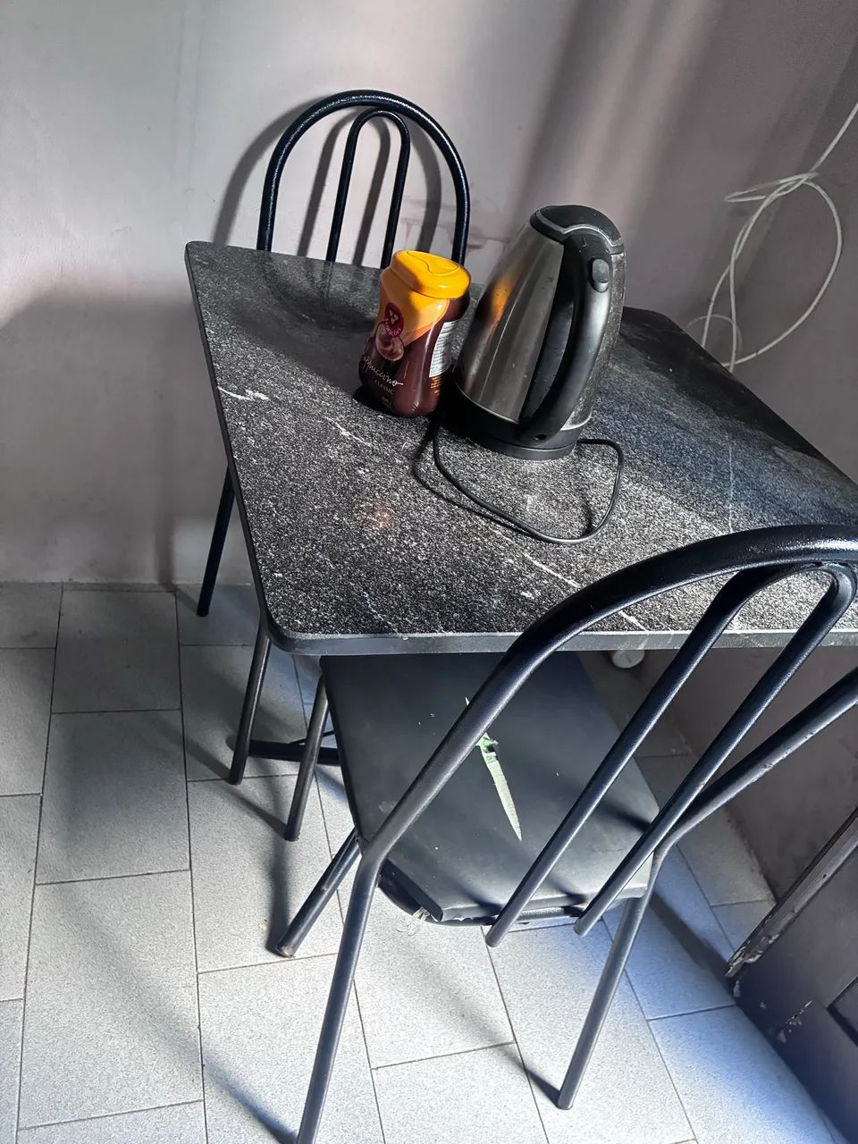 Mesa pequena de mármore  - Foto 4