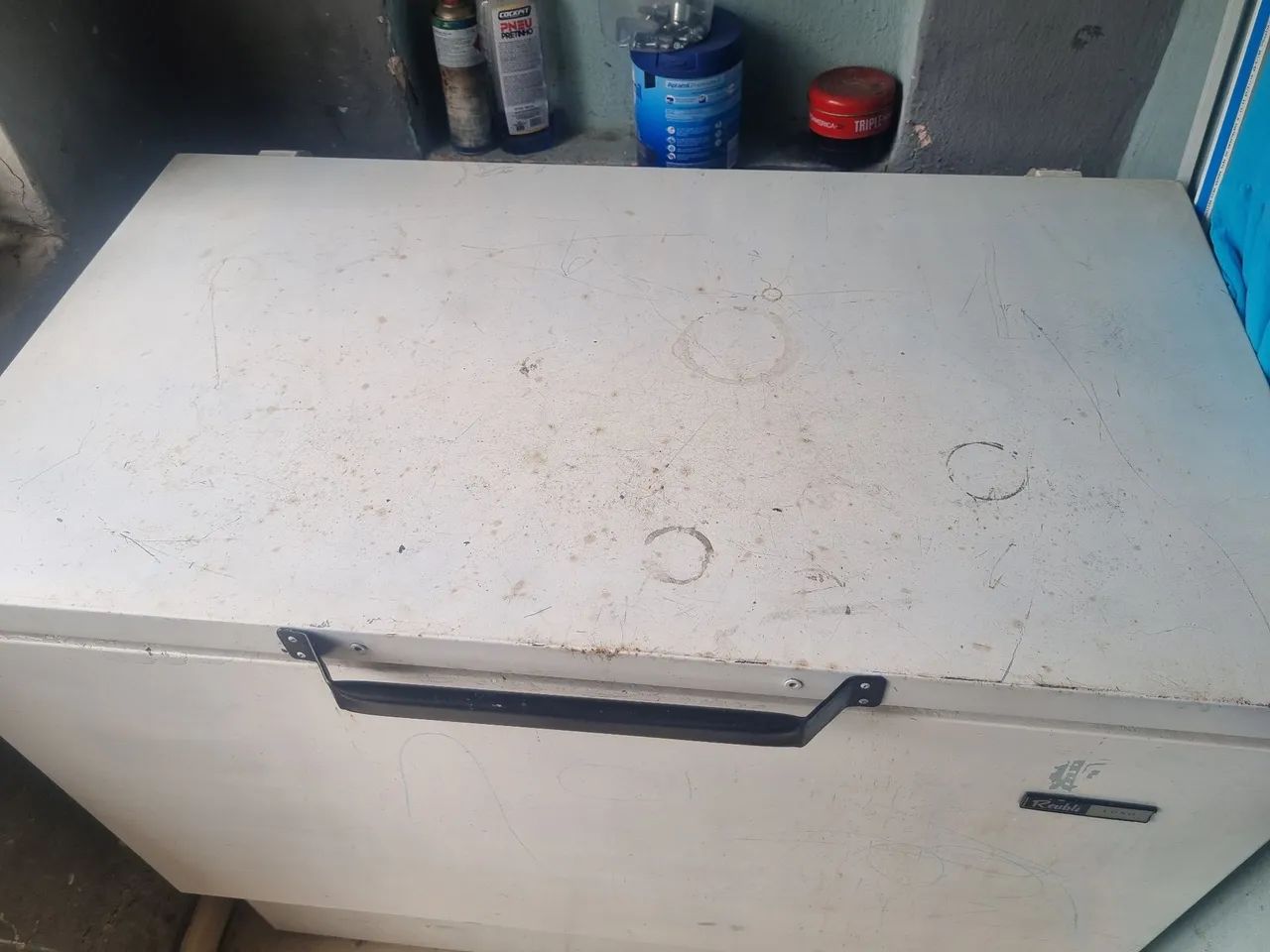 Vendo freezer  usado muito bom - Foto 2