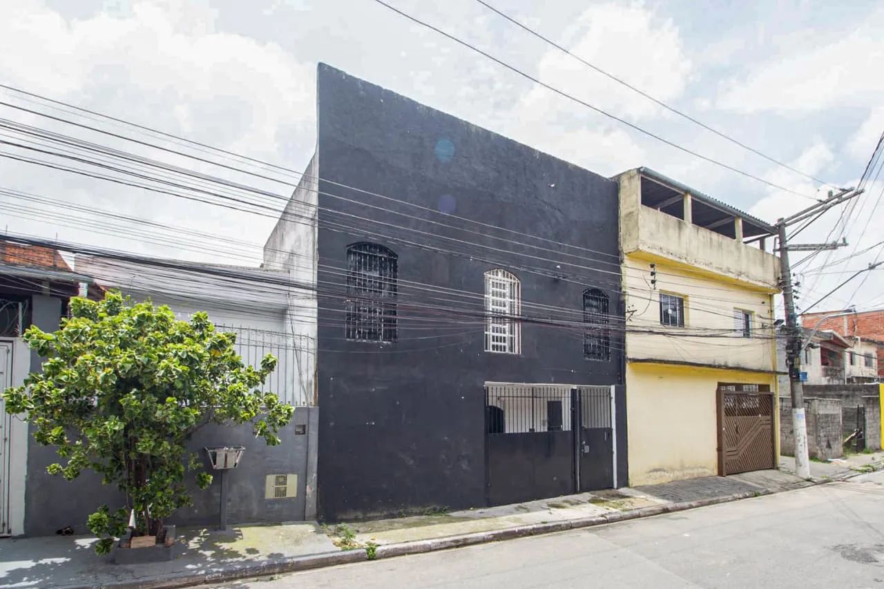 Casa comercial na Rua Ida Radiante Bonfanti, 85  200 m² - Foto 2