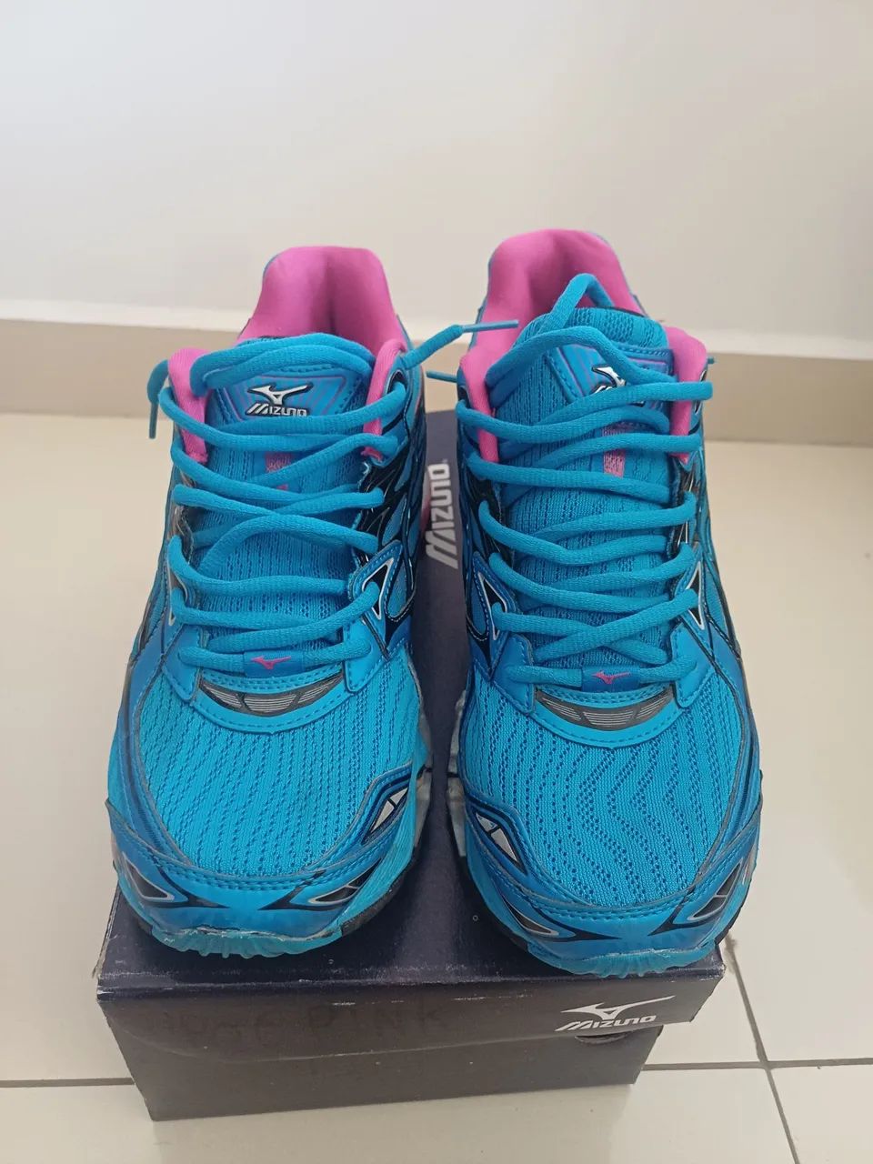 Mizuno tamanho 42 - Foto 2