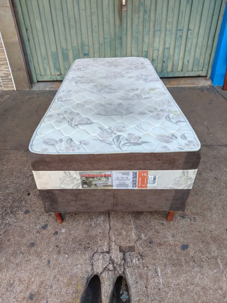 Vendo cama box de solteiro conjugada  - Foto 2