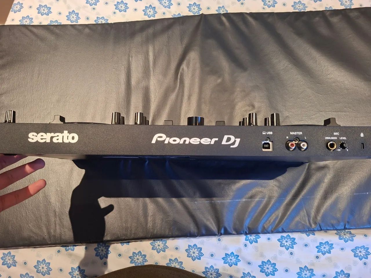 CONTROLADORA PIONEER DJ DDJ-REV1 - Foto 2