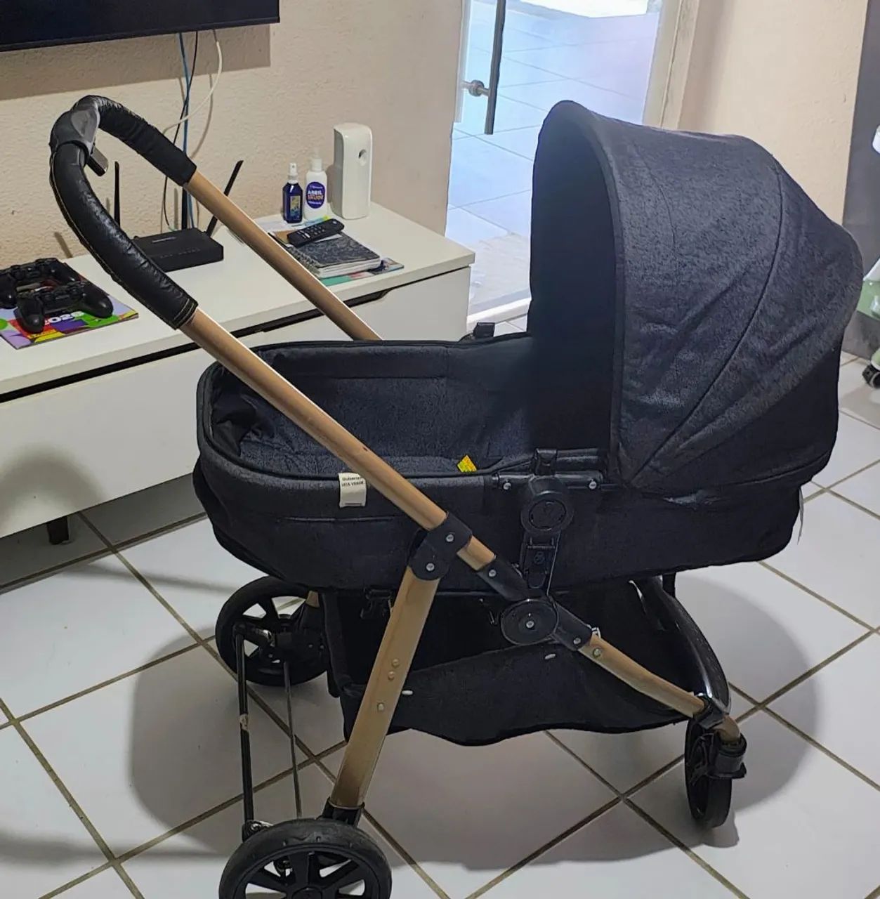 Vendo carrinho de bebê Galzerano
