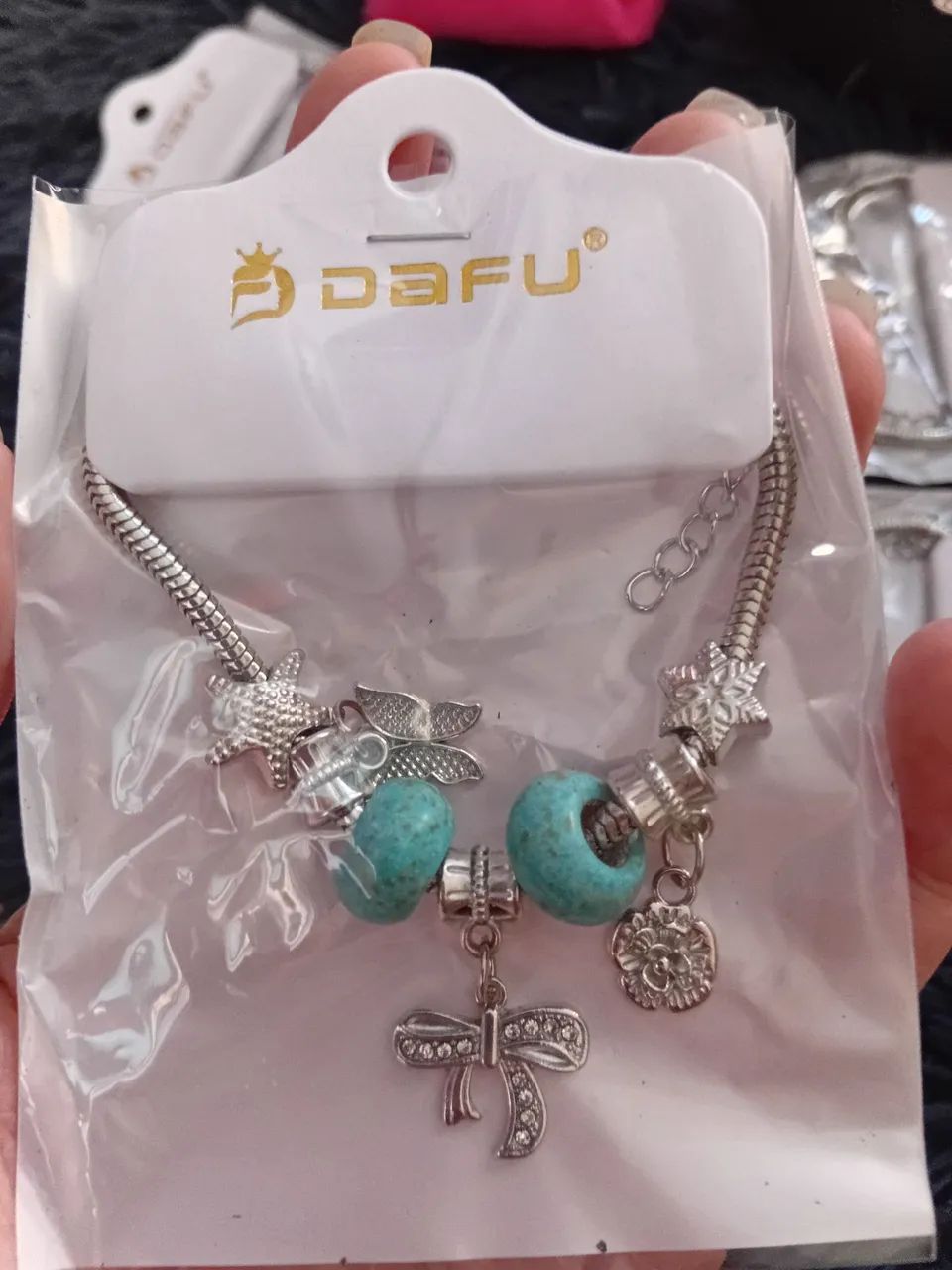 Kit pulseiras berloque prateada  - Foto 5