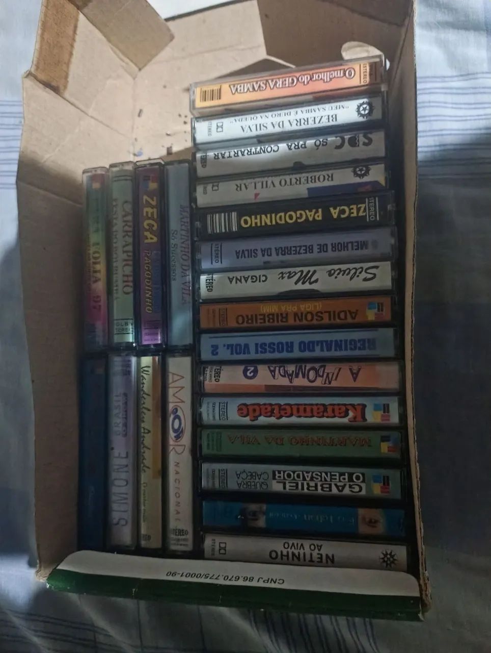 Fitas cassetes de músicas ...