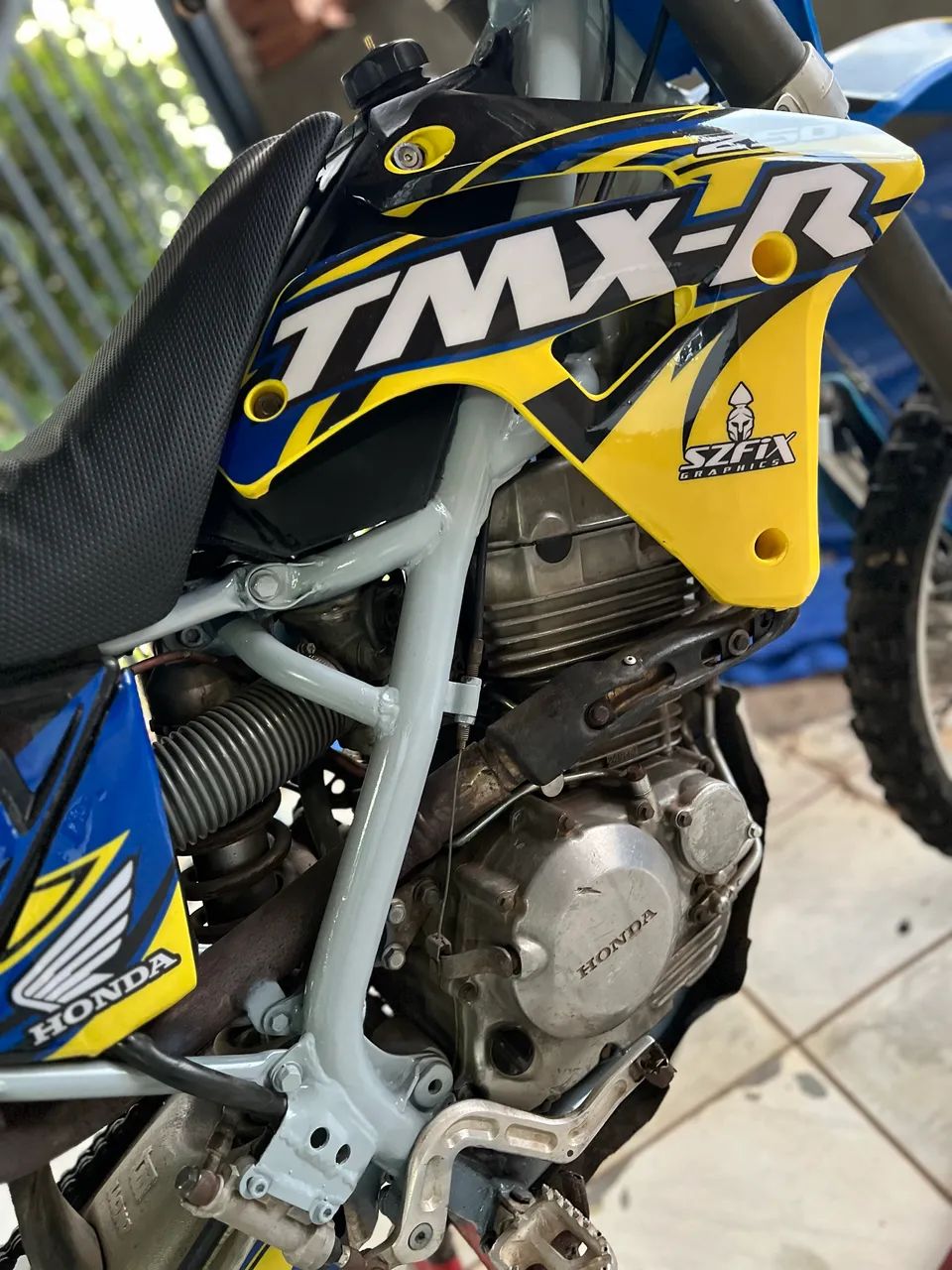 Tornado 250 mix  - Foto 2