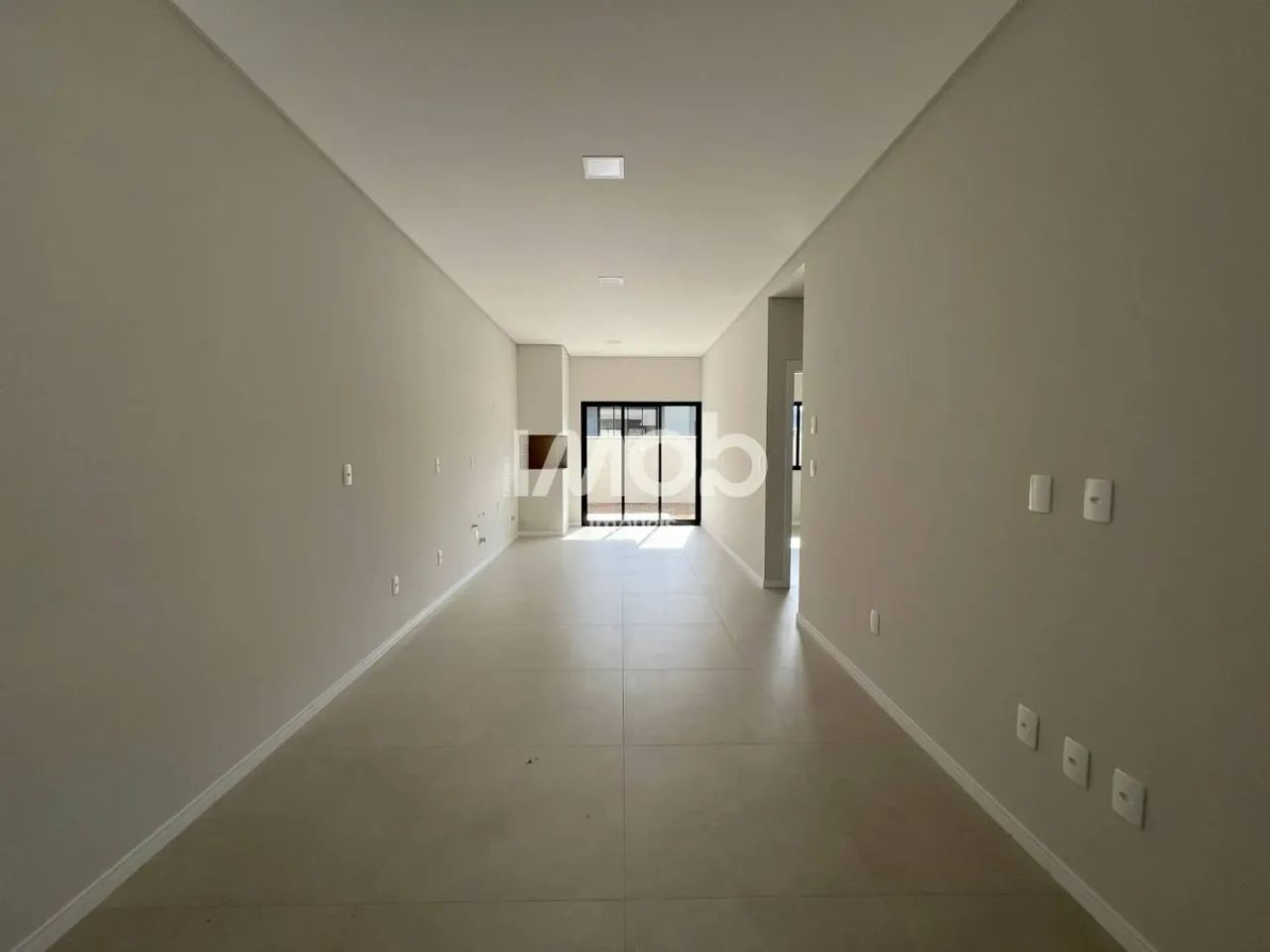 GEMINADO COM SUÍTE + 1 QUARTO - RIO HERN - Foto 4