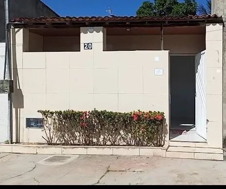Alugo Casa no Marivan 
