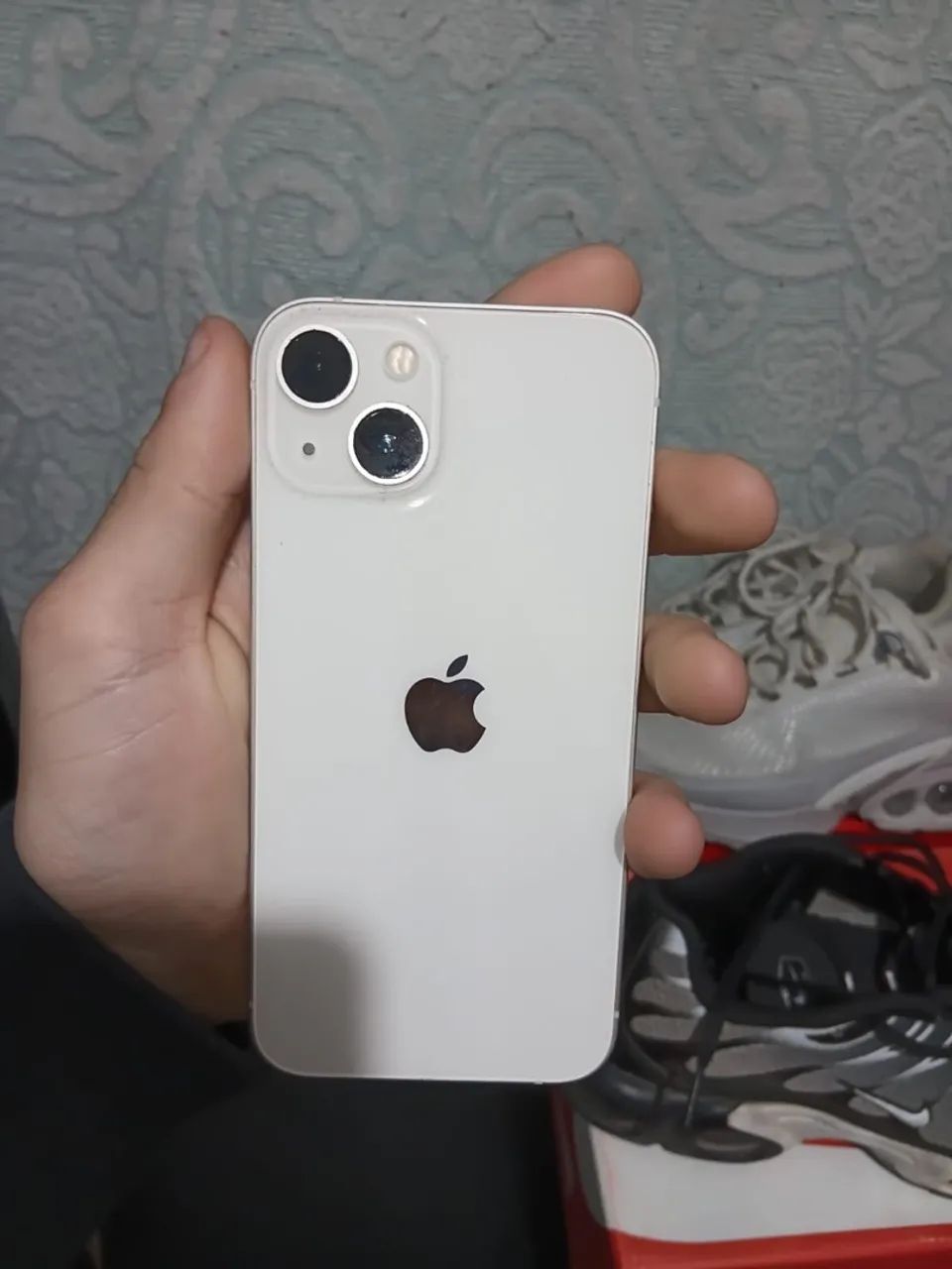 iPhone 13