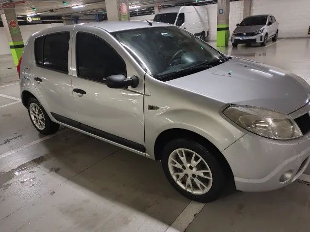 Renault Sandero 2009