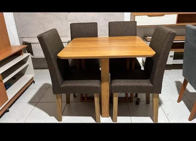 MESA DE JANTAR EM MDF