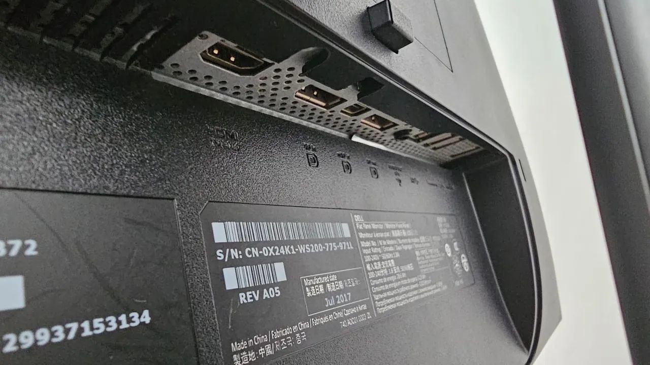 Monitor Dell 27 pol. 4K - Foto 2
