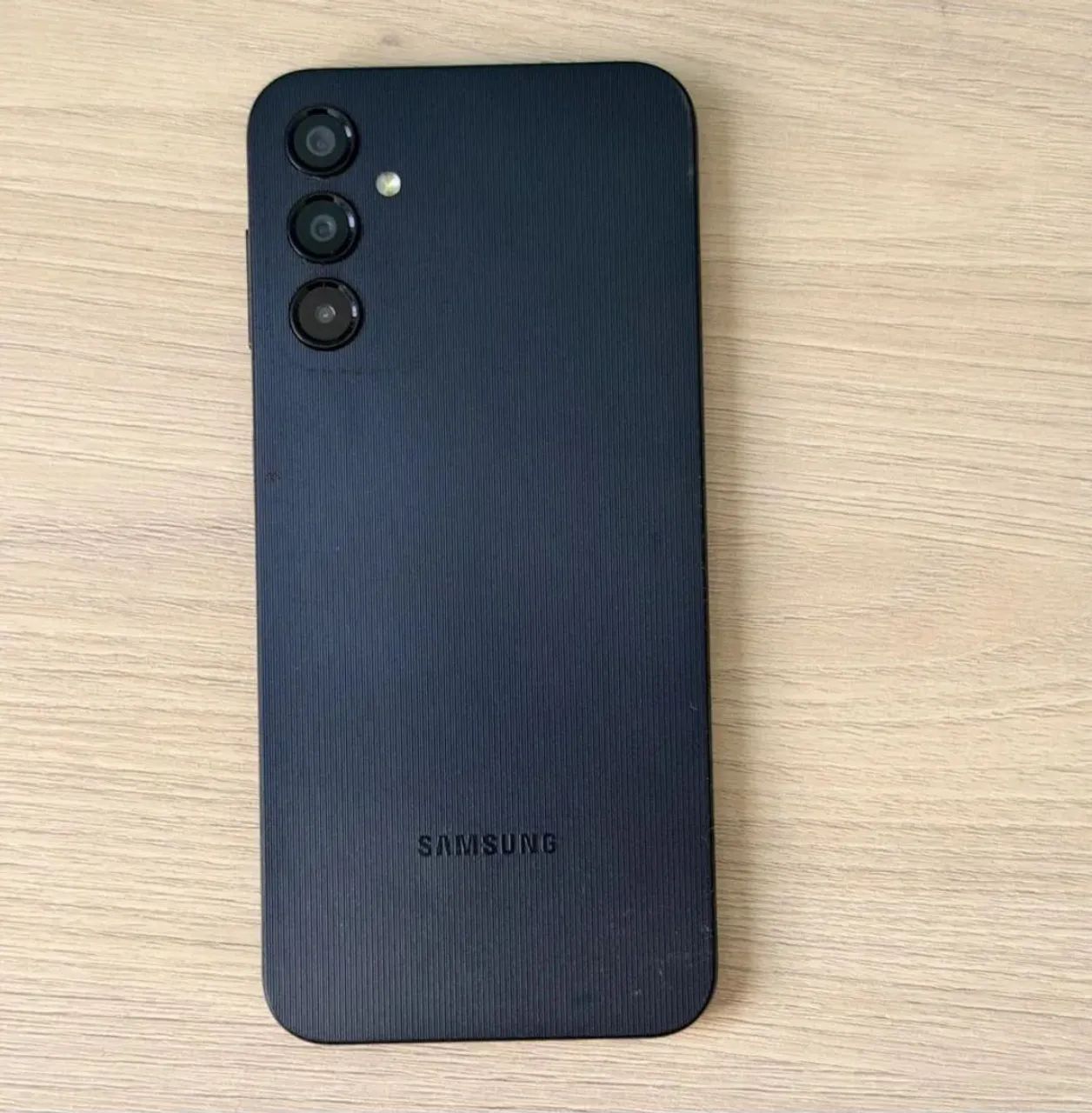 VENDO CELULAR SAMSUNG SEMI NOVO