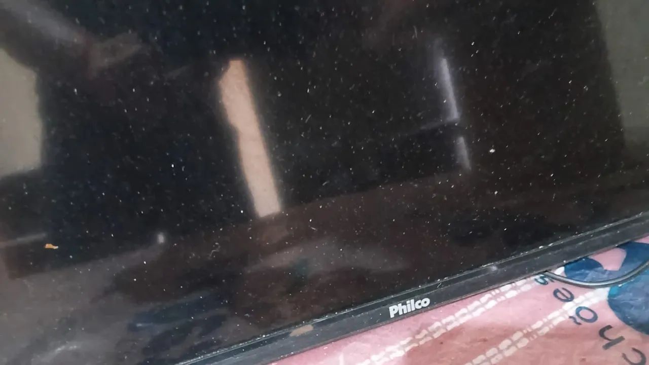 2 tvs 32 polegadas pra retirada de peças  - Foto 5