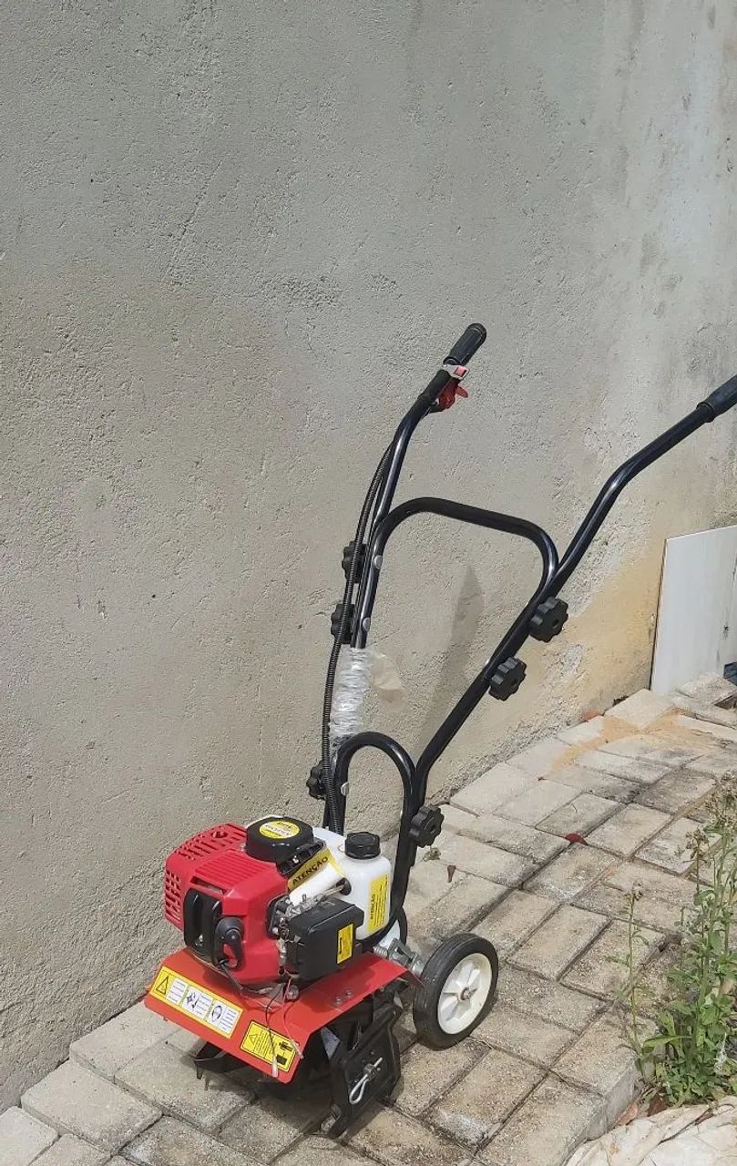 Vendo motocultivador novo