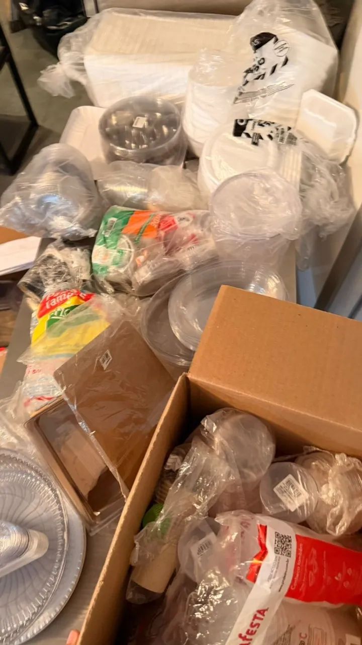 DESAPEGO DE CONFEITARIA - VARIAS EMBALAGENS  - Foto 2