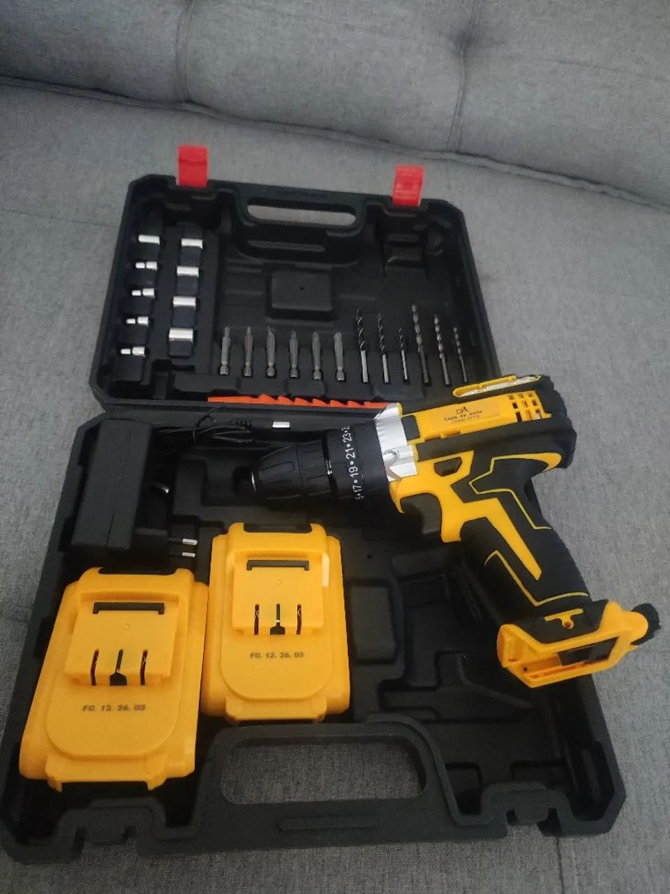 Parafusadeira 48v kit - Foto 2