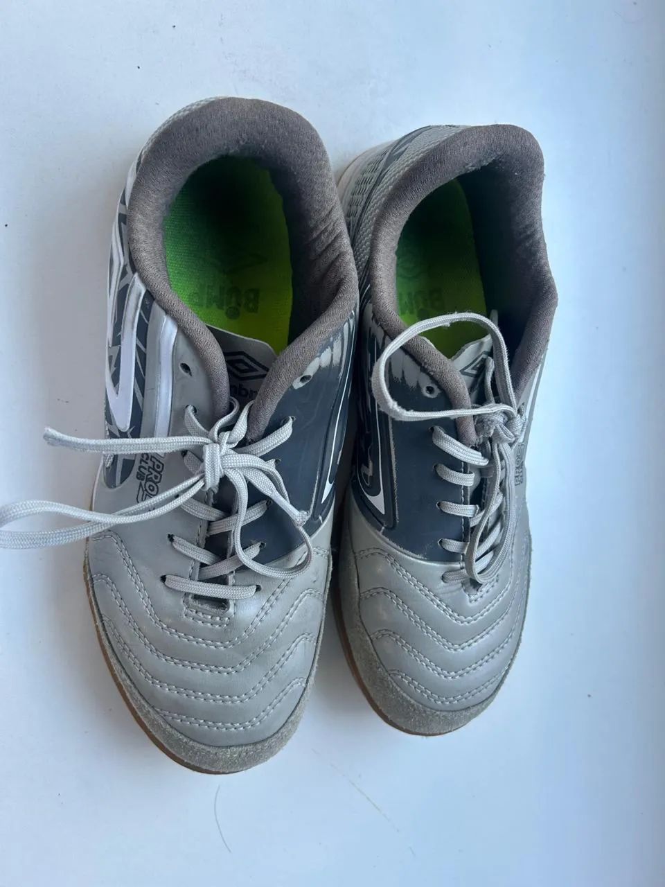Chuteira Salão Futsal Umbro Pro 5 Bump -Tamanho 37 - Foto 2