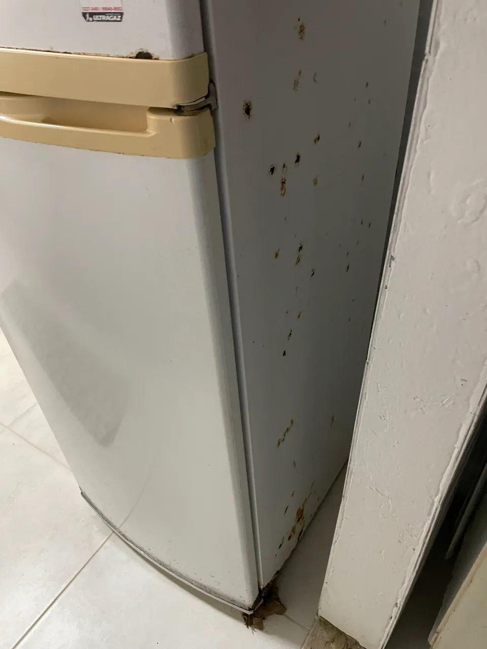 Geladeira com defeito - Foto 3