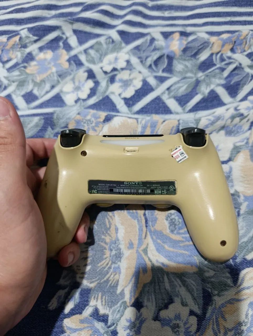 Dualshock 4 dourado original - Foto 2