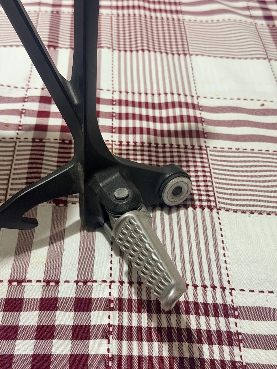 Bacalhau Suporte pedaleira traseiro Direito Kawasaki zx-10r 2024