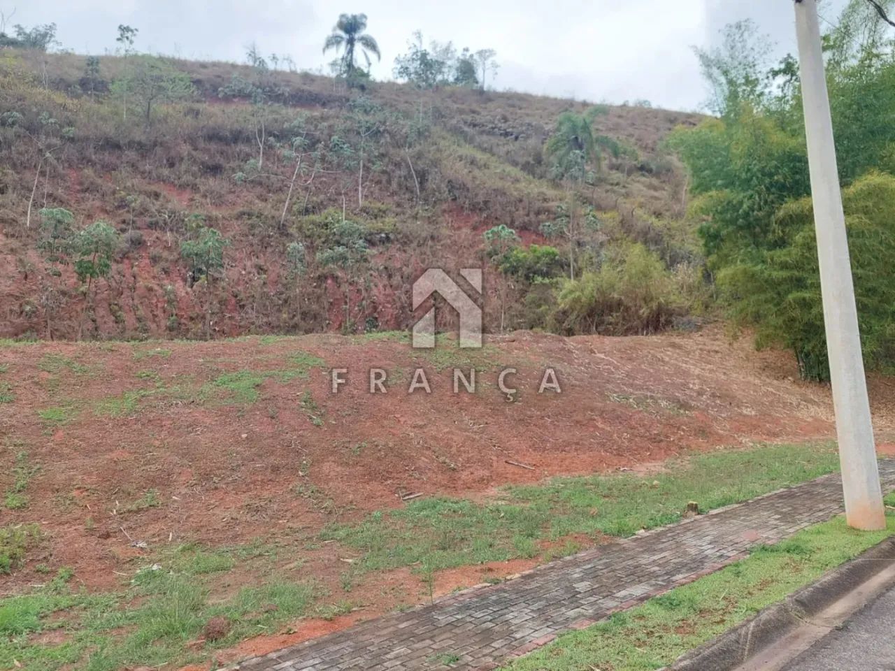 Terreno Condomínio em Guararema