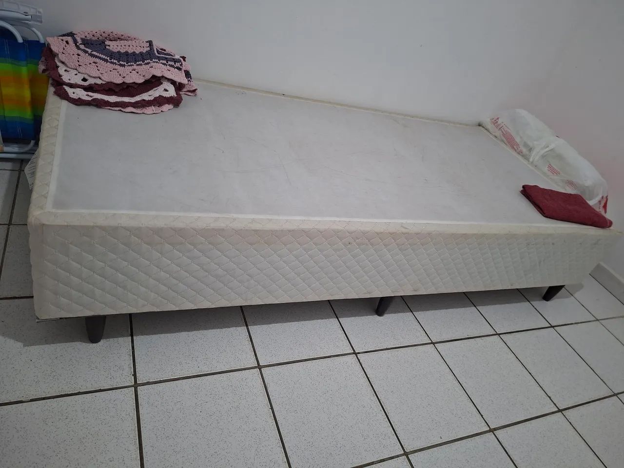 Base box solteirão 