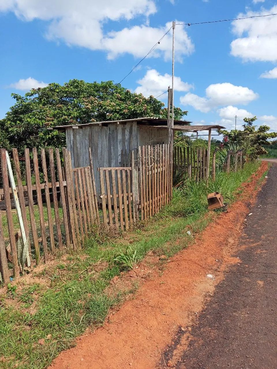 Vendo um terreno com uma casinha de madeira  - Foto 5