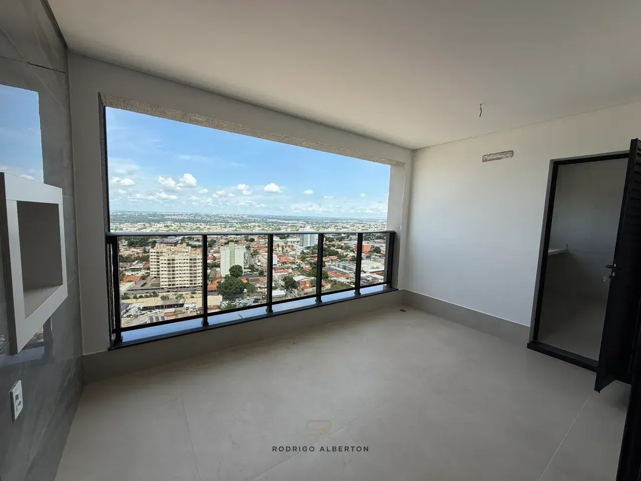 Penthouse Ed Harissa, Unica a venda. 285m² e 4 suites