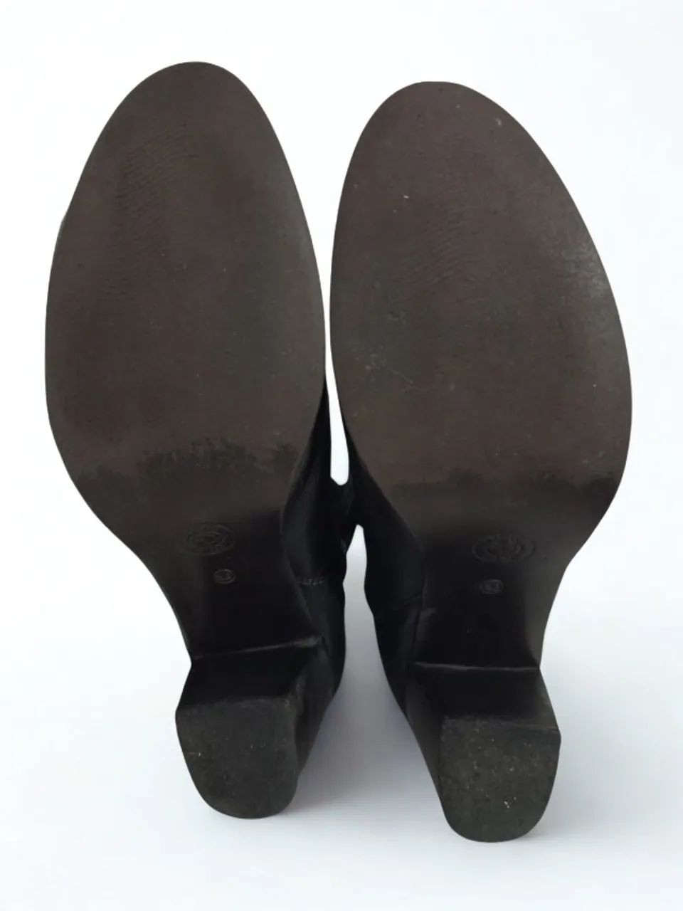 Bota cano longo de couro - Foto 5