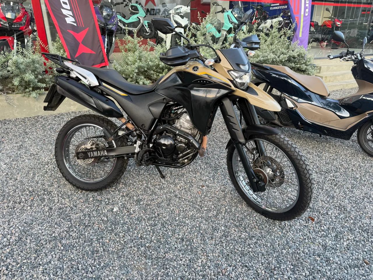 LANDER 250 conservada!  - Foto 2