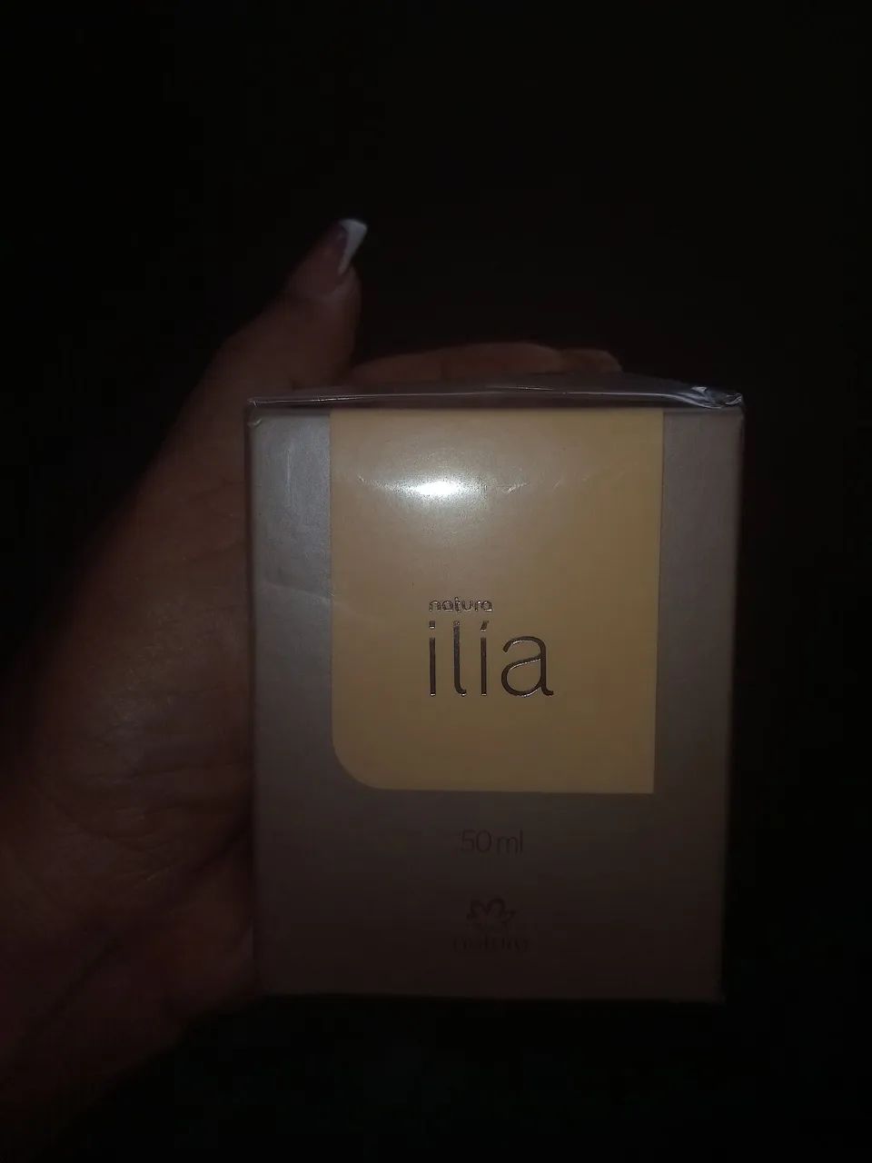 Perfume ilia 