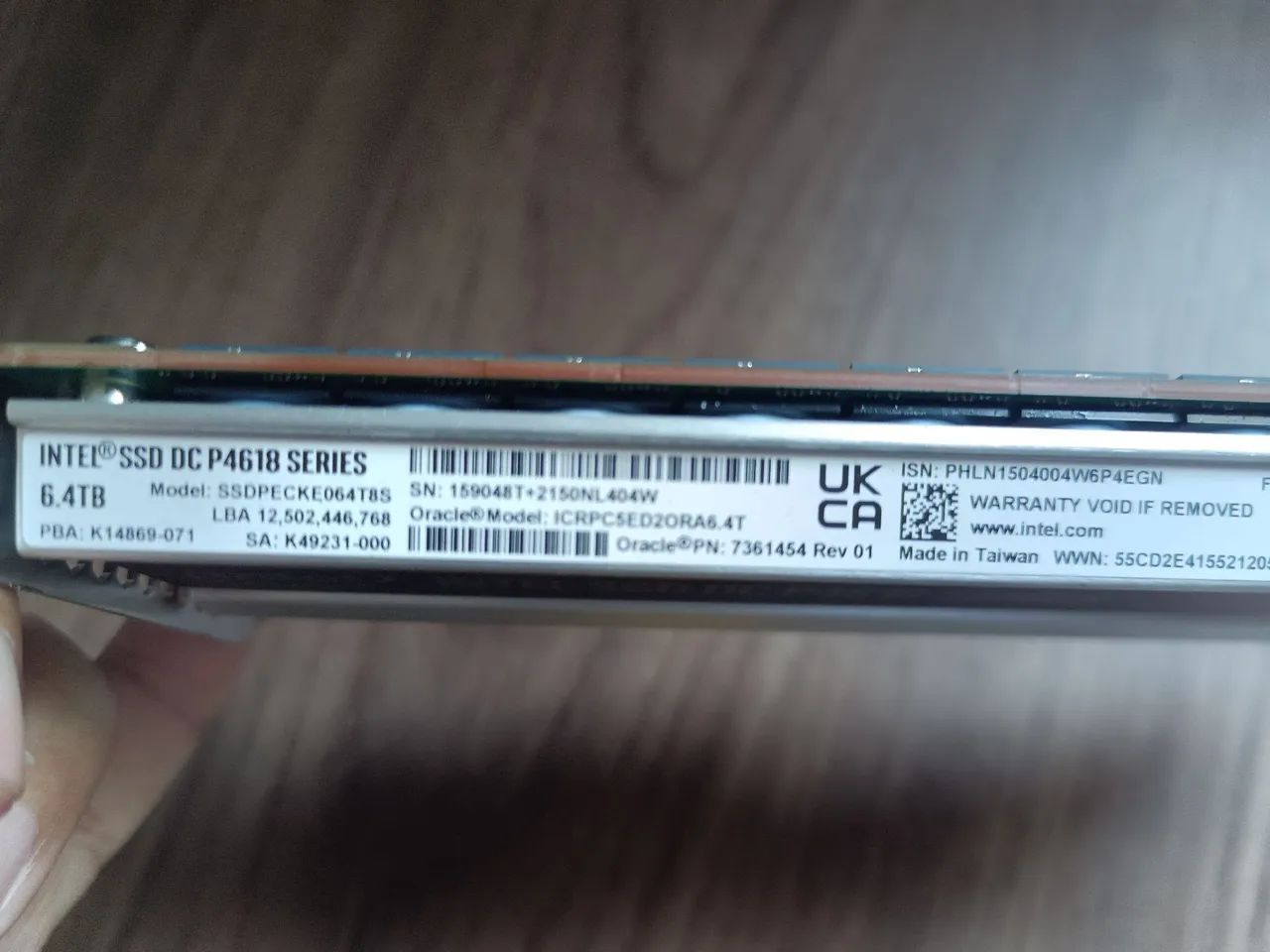 SSD nvme 6tb Intel DC P4618 - Foto 3