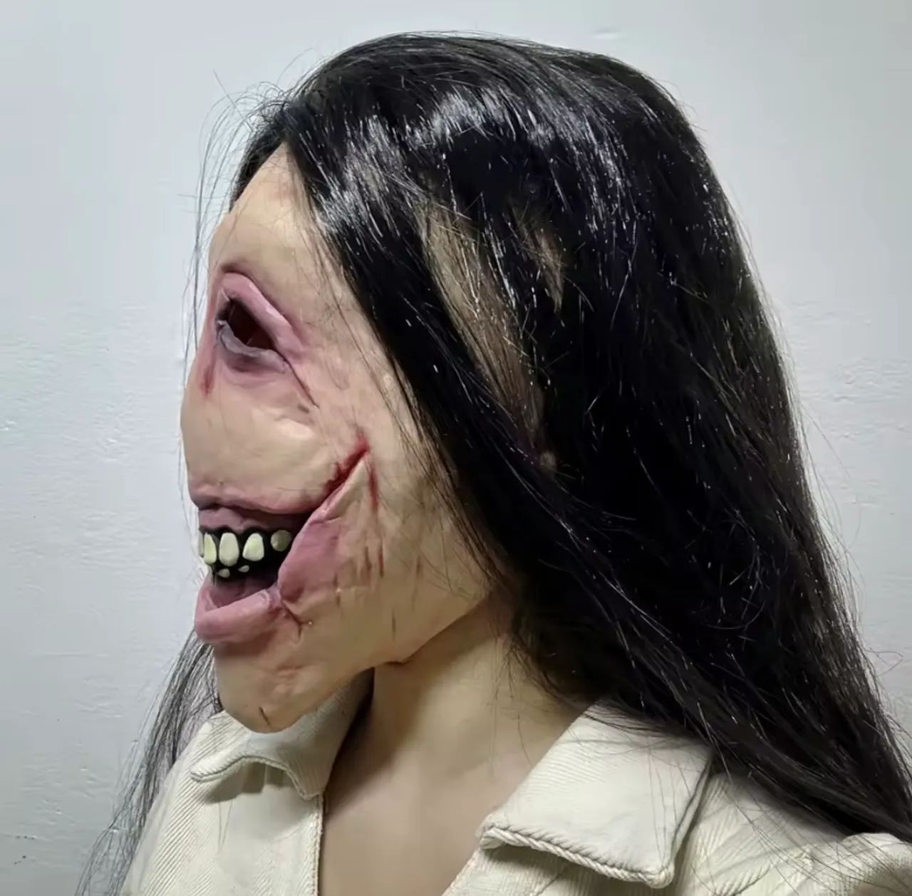 ? MÁSCARA DE TERROR EM LÁTEX ? - Foto 5