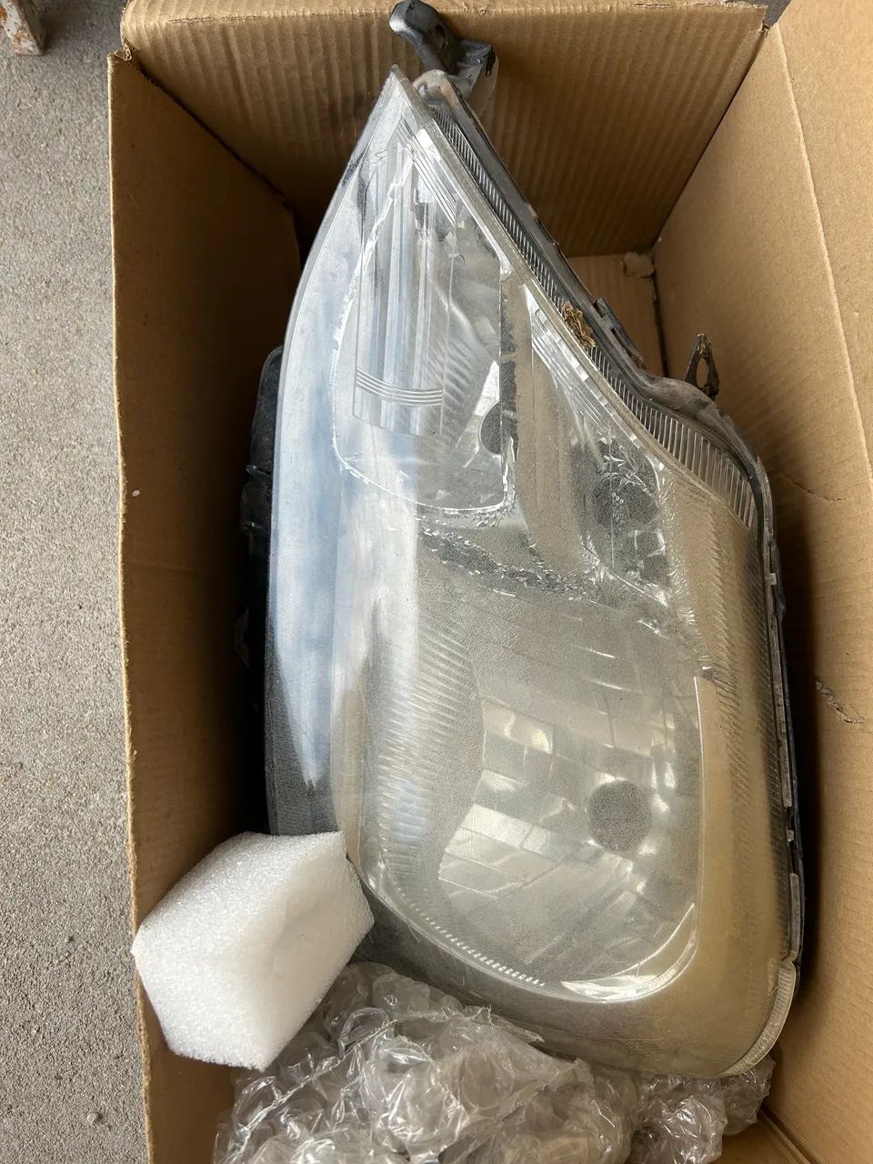 Farol Etios 