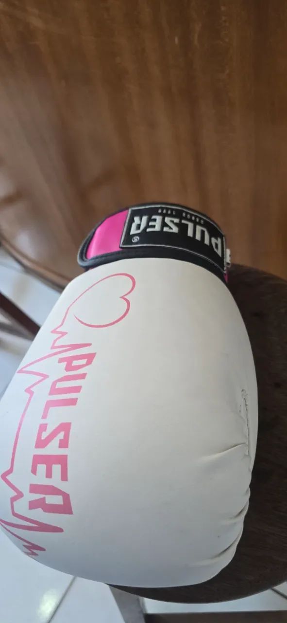 Luvas de Muay-Thai da pulser  usada uma vez  - Foto 5