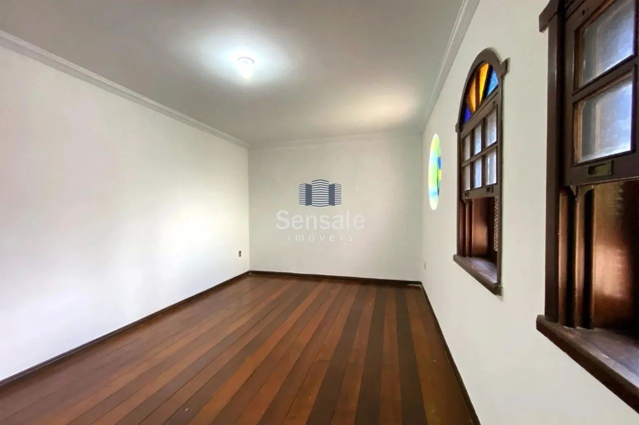 Casa para alugar com 213m², 3 quartos e 2 vagas - Foto 2