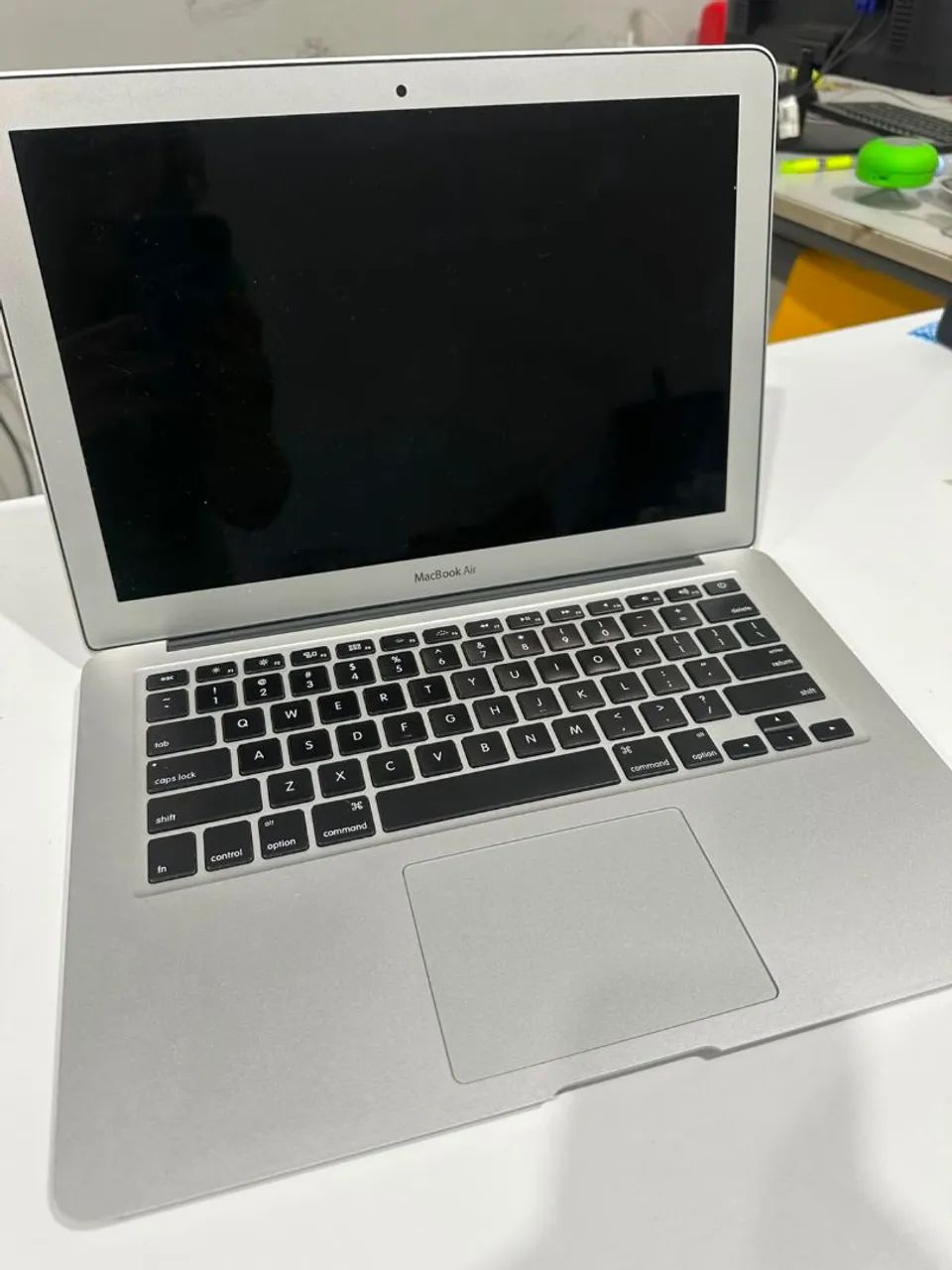 Vendo MacBook impecável  - Foto 3